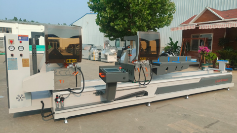 LJZ-CNC-500*4200 铝门窗双头数控精密切割锯床  (铸造一体)使用说明书